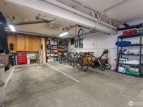 2400 E Howell Street E, Seattle WA 98122