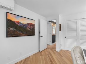 2400 E Howell Street E, Seattle WA 98122