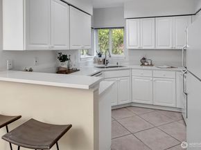 4808 NE Sunset Boulevard C104, Renton WA 98059