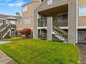 5300 Harbour Pointe Boulevard 305J, Mukilteo WA 98275