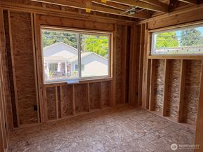 5620 Wetmore Avenue B, Everett WA 98203