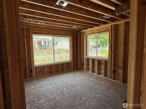 5620 Wetmore Avenue B, Everett WA 98203