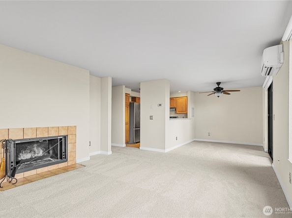 1301 S Puget Drive A16, Renton WA 98055