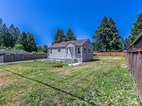 1516 S 272nd, Des Moines WA 98198