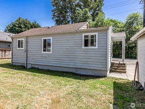 1516 S 272nd, Des Moines WA 98198
