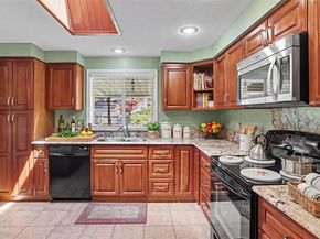 3208 SE 19th Court, Renton WA 98058
