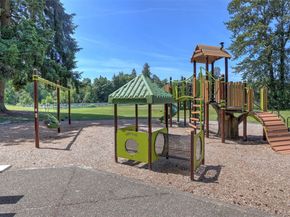 3208 SE 19th Court, Renton WA 98058