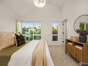 823 A 17th Avenue, Seattle WA 98144