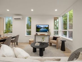 823 A 17th Avenue, Seattle WA 98144