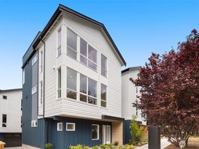 823 A 17th Avenue, Seattle WA 98144