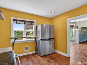1825 Rucker Avenue, Everett WA 98201