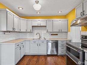 1825 Rucker Avenue, Everett WA 98201