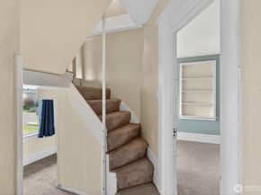 1825 Rucker Avenue, Everett WA 98201