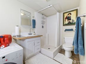 18701 10th Avenue NE, Poulsbo WA 98370