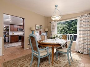 18701 10th Avenue NE, Poulsbo WA 98370