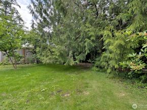 18701 10th Avenue NE, Poulsbo WA 98370