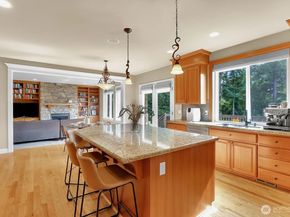 10311 NE 194th Street, Bothell WA 98011