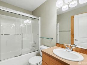 12223 NE 109th Way, Kirkland WA 98033
