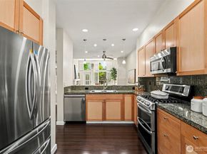 12223 NE 109th Way, Kirkland WA 98033