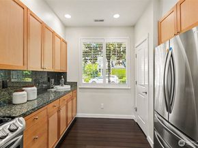 12223 NE 109th Way, Kirkland WA 98033