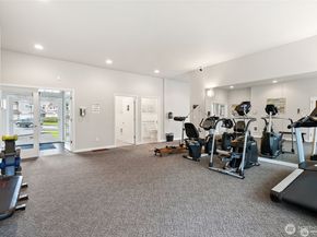 23511 54th Avenue S 16, Kent WA 98032