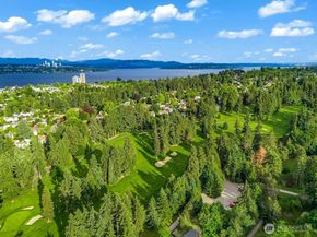 1955 21st Avenue E, Seattle WA 98112