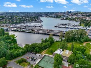 1955 21st Avenue E, Seattle WA 98112