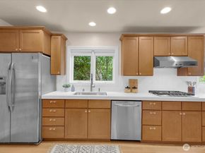 1955 21st Avenue E, Seattle WA 98112