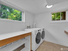 1955 21st Avenue E, Seattle WA 98112