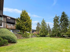 1425 S Puget Drive 117, Renton WA 98055