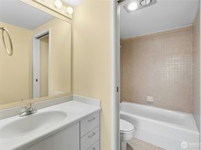2125 1st Avenue 1605, Seattle WA 98121