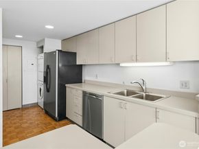 2125 1st Avenue 1605, Seattle WA 98121
