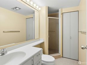 2125 1st Avenue 1605, Seattle WA 98121