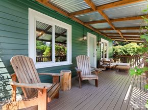 5405 25th Avenue SW, Seattle WA 98106