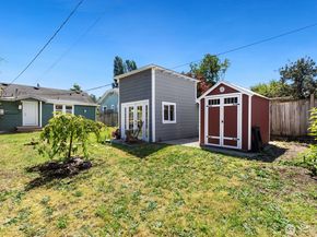 5405 25th Avenue SW, Seattle WA 98106