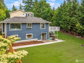 8227 NE 166th Street, Kenmore WA 98028