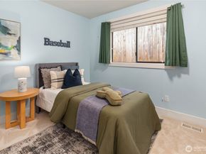 8227 NE 166th Street, Kenmore WA 98028