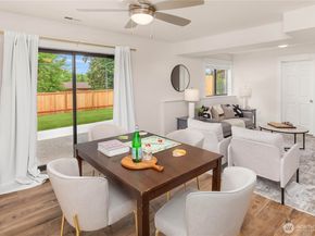 8227 NE 166th Street, Kenmore WA 98028