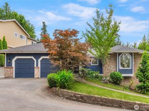 8227 NE 166th Street, Kenmore WA 98028