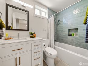 11720 Evanston Avenue N, Seattle WA 98133