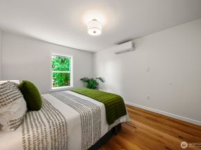 11720 Evanston Avenue N, Seattle WA 98133
