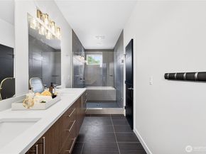 6320 36th Avenue SW, Seattle WA 98126