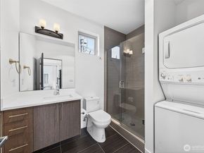 6320 36th Avenue SW, Seattle WA 98126
