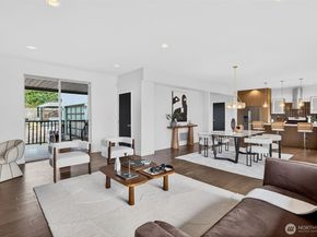 6320 36th Avenue SW, Seattle WA 98126