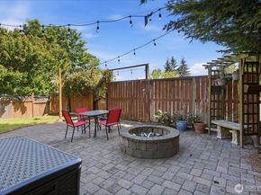 9046 7th Avenue NW, Seattle WA 98117