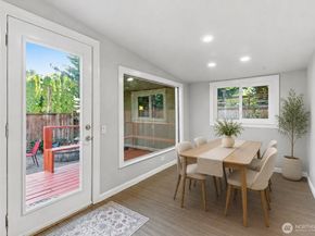 9046 7th Avenue NW, Seattle WA 98117