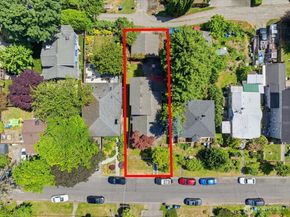 9046 7th Avenue NW, Seattle WA 98117