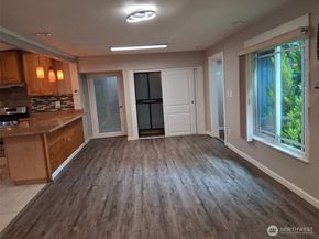 8242 S 128th Street, Seattle WA 98178