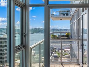 588 Bell Street 3104, Seattle WA 98121