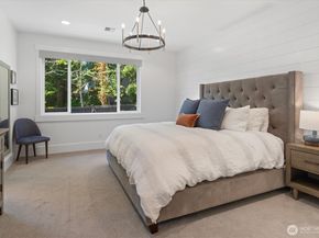 11427 115th Avenue NE, Kirkland WA 98033